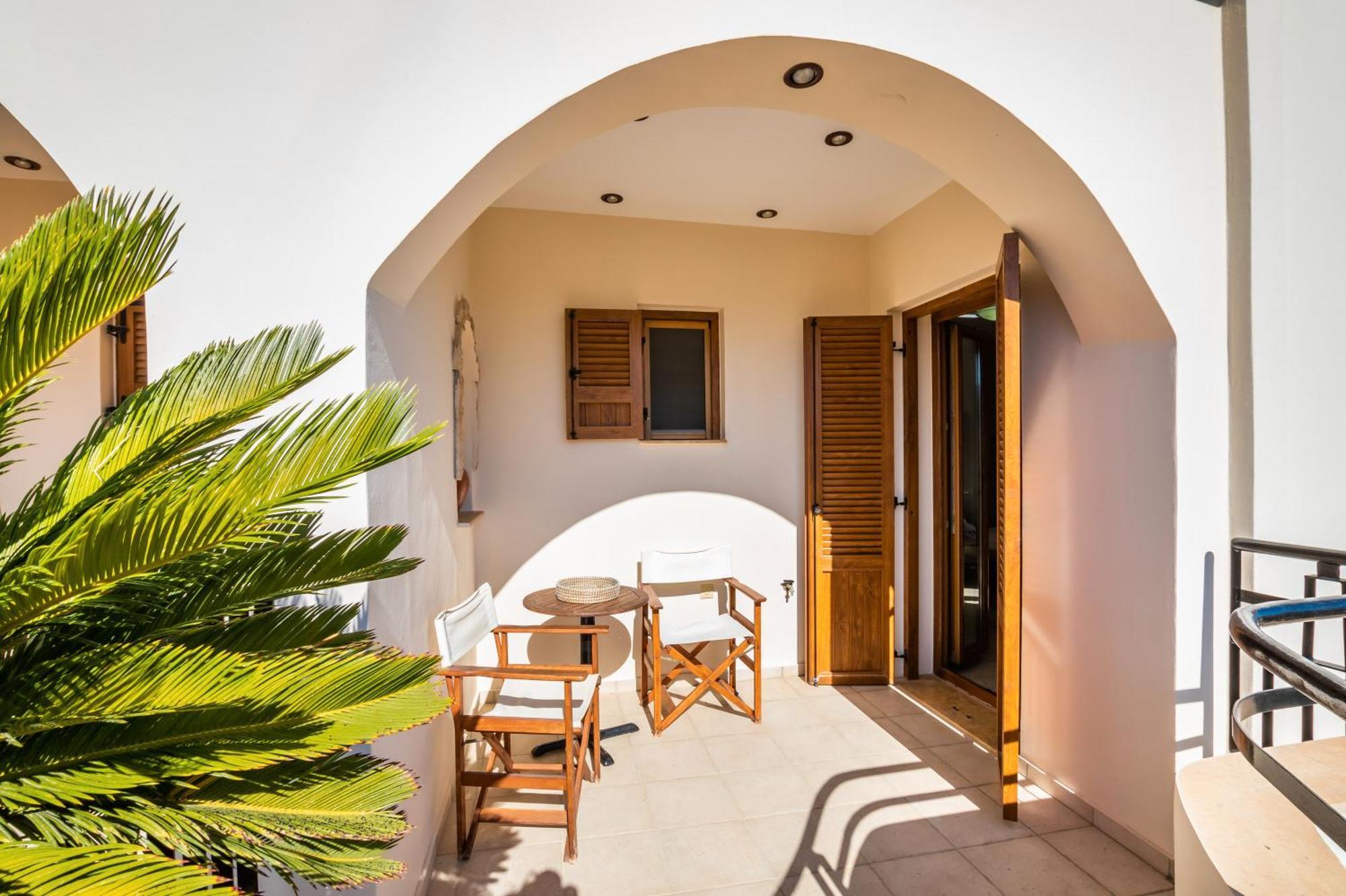 Petra Studios Karpathos Luaran gambar